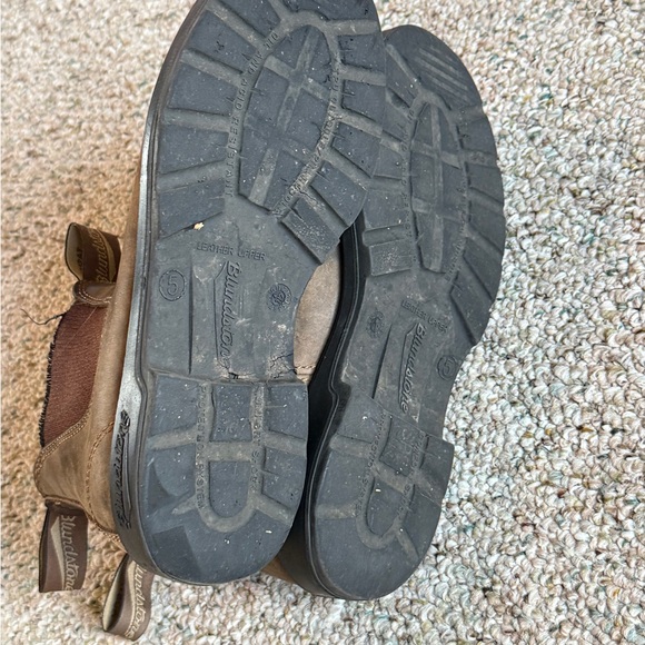 Women’s blundstones 8 - Picture 4 of 4